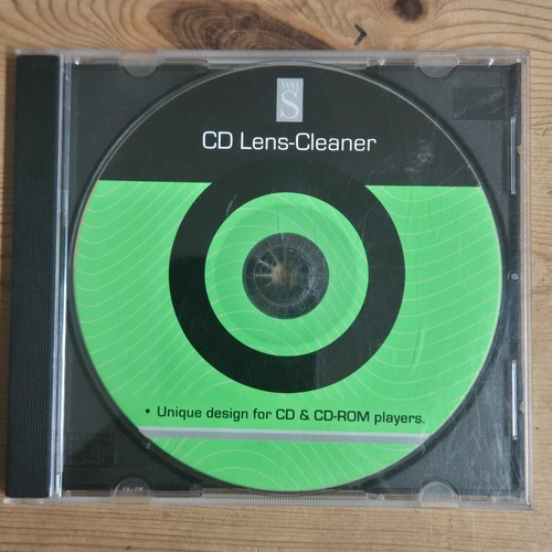 Whsmith lens cleaner disc - whsmith,